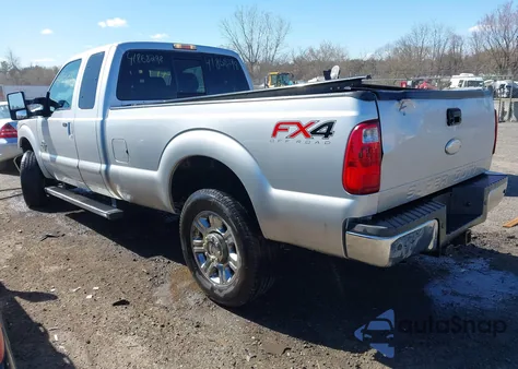 2012 Ford F-250 Lariat из США, поврежденный, VIN 1FT7X2BT5CEB37441